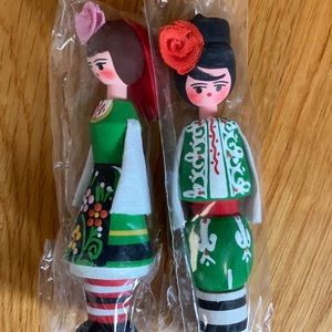 Beautiful Bulgarian doll figure set